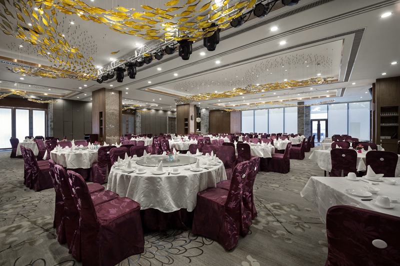 酒店固装家具,酒店家具,五星级酒店家具,酒店家具定制厂家,酒店家具定制,酒店套房家具